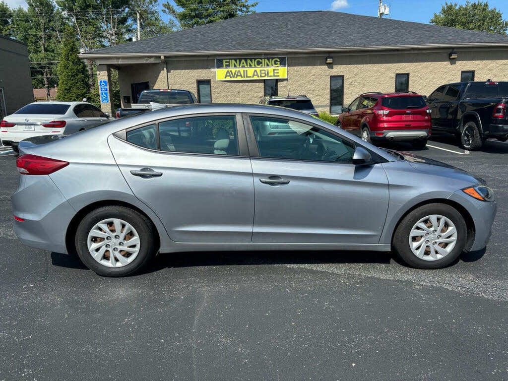 2017 Hyundai Elantra SE FWD