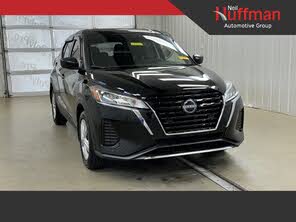 Nissan Kicks S FWD