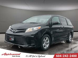 Toyota Sienna LE 7-Passenger FWD with Auto-Access Seat