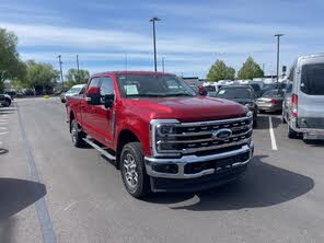 Ford F-350 Super Duty Lariat Crew Cab 4WD