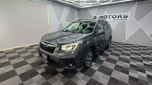 Subaru Forester Premium Crossover AWD