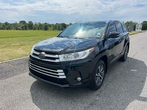 Toyota Highlander XLE FWD