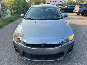 Mitsubishi Lancer LE