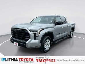 Toyota Tundra SR5 CrewMax Cab LB 4WD