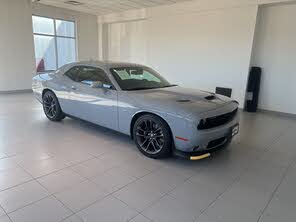 Dodge Challenger R/T Scat Pack RWD