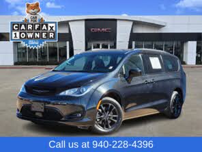 Chrysler Pacifica Launch Edition AWD