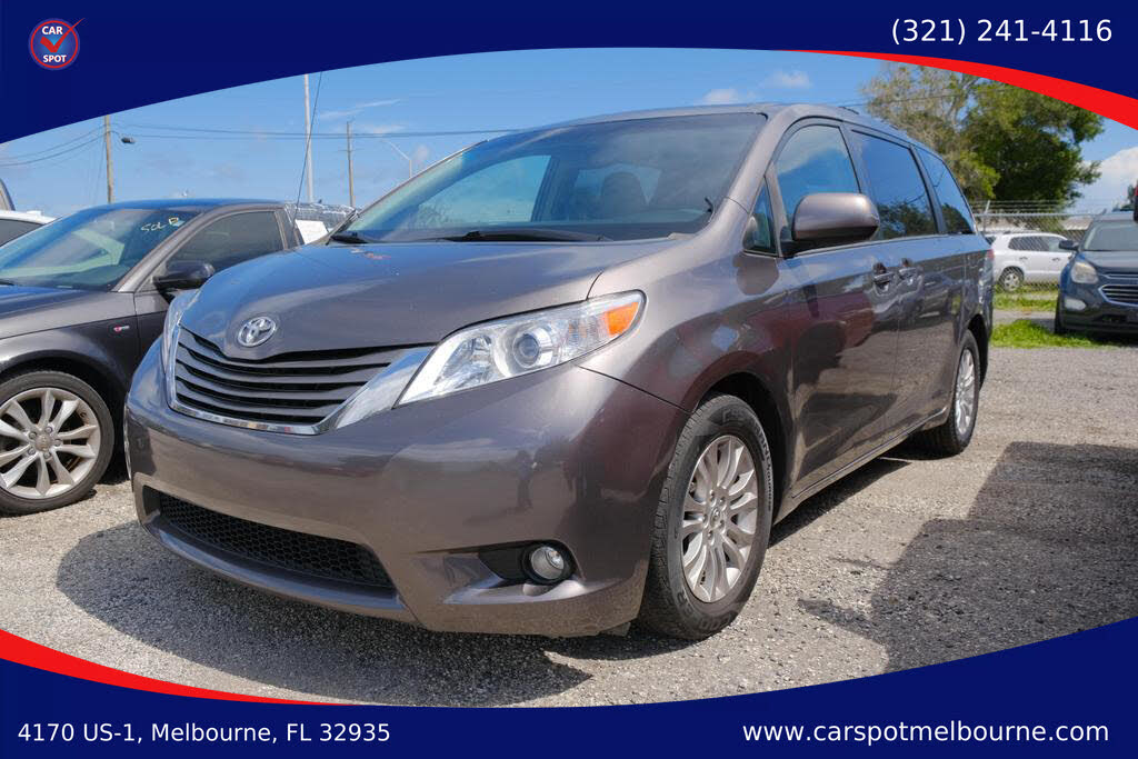 2012 Toyota Sienna XLE 8-Passenger