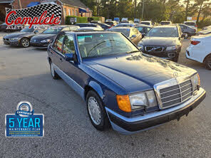 Mercedes-Benz 300-Class 4 Dr 300E Sedan