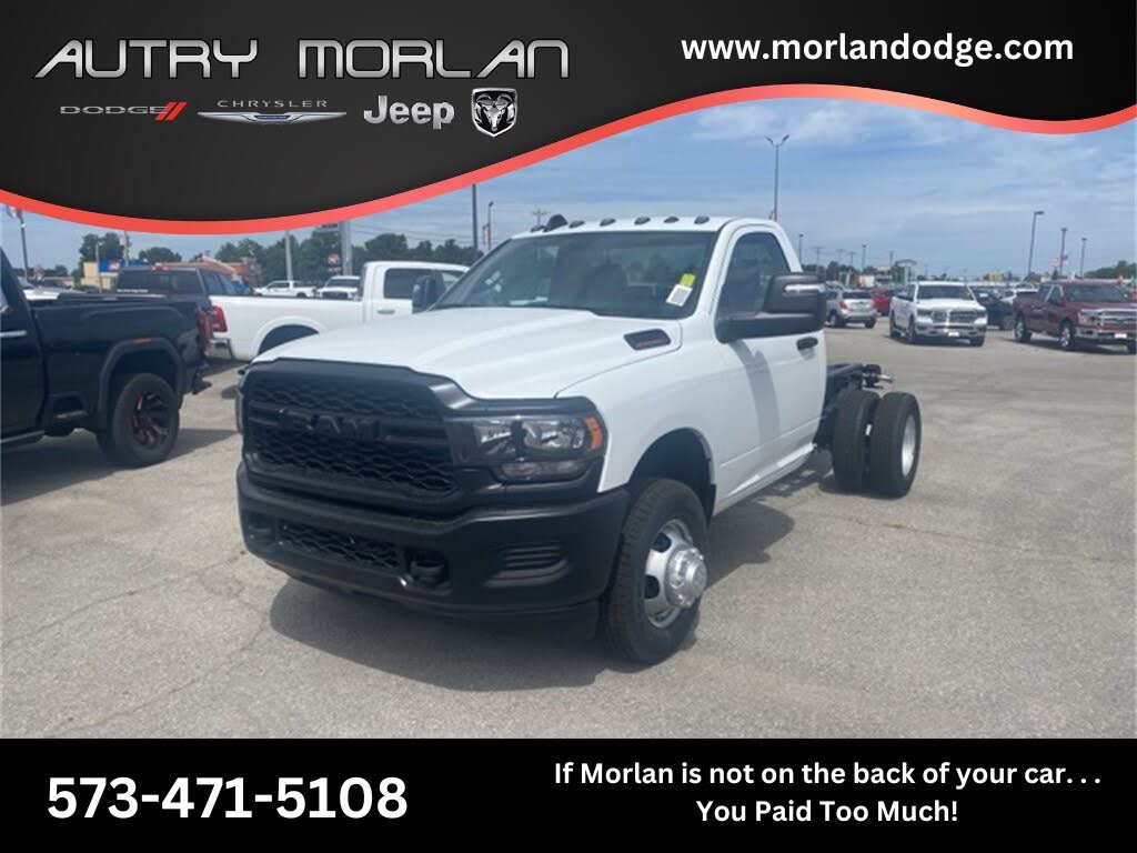 2024 RAM 3500 Chassis Tradesman Regular Cab DRW 4WD