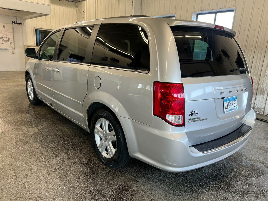 Vehicle Full Photo