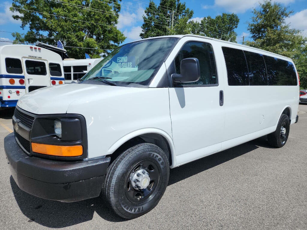 2012 Chevrolet Express Passenger 3500 1LS Extended RWD