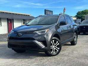 Toyota RAV4 LE