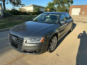 Audi A8 3.0T quattro LWB AWD