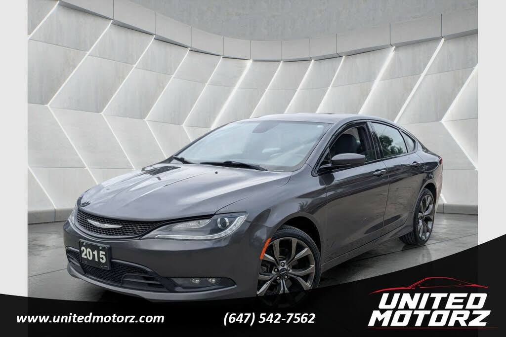 2015 Chrysler 200 S Sedan FWD