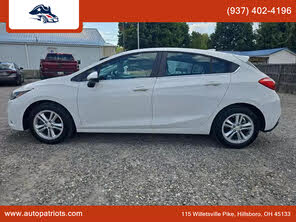 Chevrolet Cruze LT Hatchback FWD