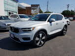 Volvo XC40 T5 Momentum AWD