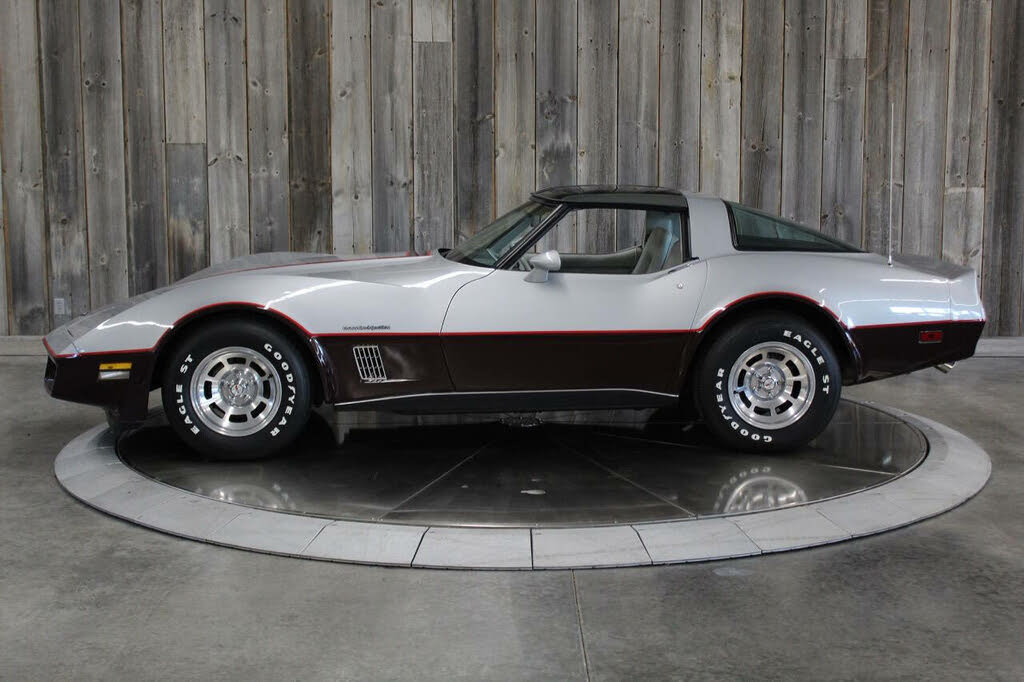 1982 Chevrolet Corvette Coupe RWD