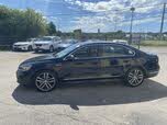 Volkswagen Passat 2.0T SE R-Line FWD