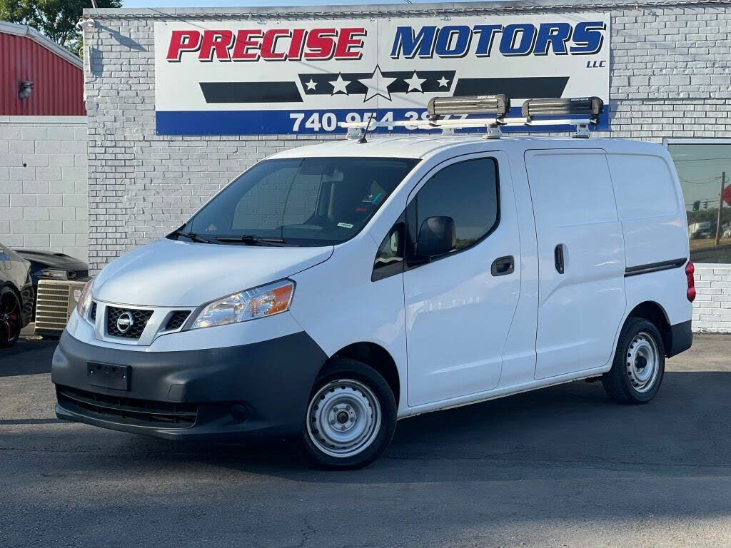 2018 Nissan NV200 S FWD