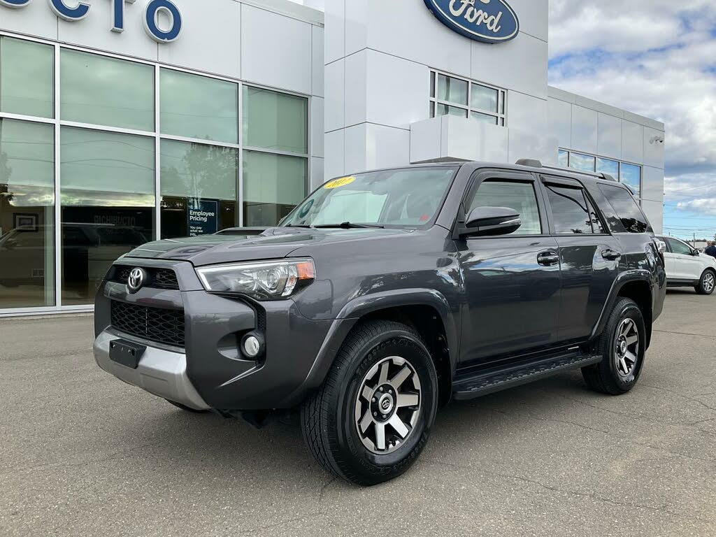 2017 Toyota 4Runner SR5 4WD