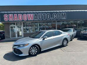 Toyota Camry LE FWD