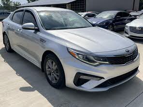 Kia Optima S FWD