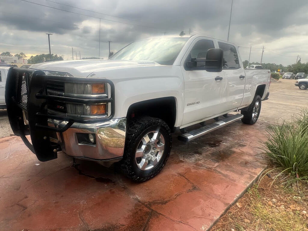 2015 Chevrolet Silverado 2500HD LT Crew Cab 4WD