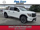 Nissan Titan PRO-4X Crew Cab 4WD