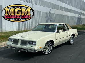 Oldsmobile Cutlass Supreme Coupe RWD