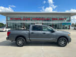 Nissan Titan SV Crew Cab 4WD