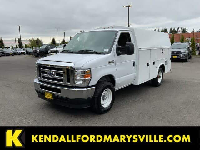 2025 Ford E-Series Chassis E-350 SD Cutaway SB DRW RWD