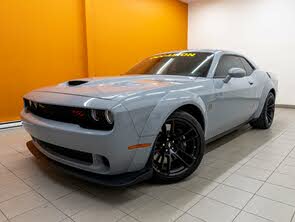 Dodge Challenger R/T Scat Pack Widebody RWD