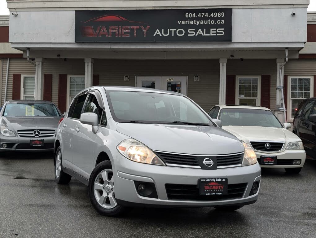 2007 Nissan Versa S Hatchback