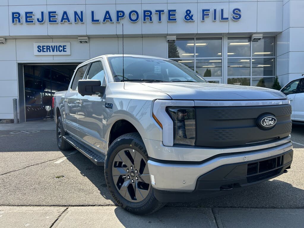 2024 Ford F-150 Lightning Flash SuperCrew AWD