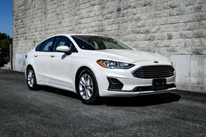 Ford Fusion SE FWD