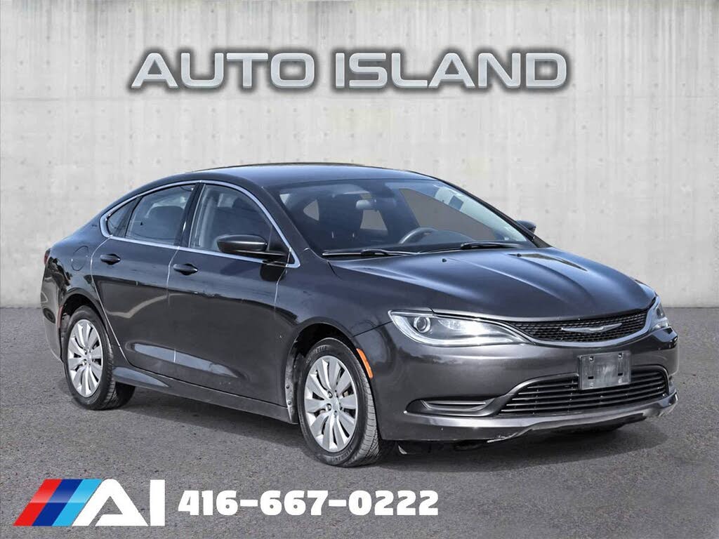 2015 Chrysler 200 LX Sedan FWD