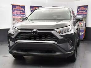 Toyota RAV4 XLE FWD