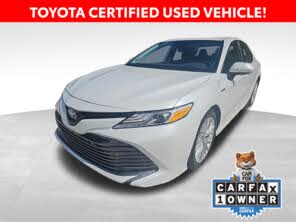 Toyota Camry Hybrid XLE FWD