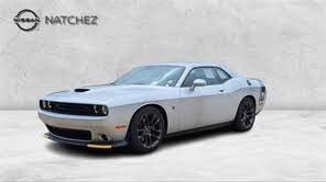 Dodge Challenger R/T Scat Pack RWD