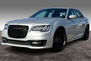 Chrysler 300 S V6 RWD