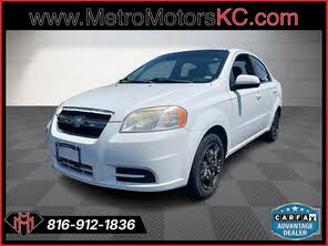 Chevrolet Aveo 1LT Sedan FWD