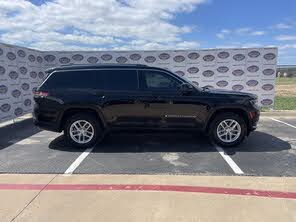 Jeep Grand Cherokee L Laredo 4WD