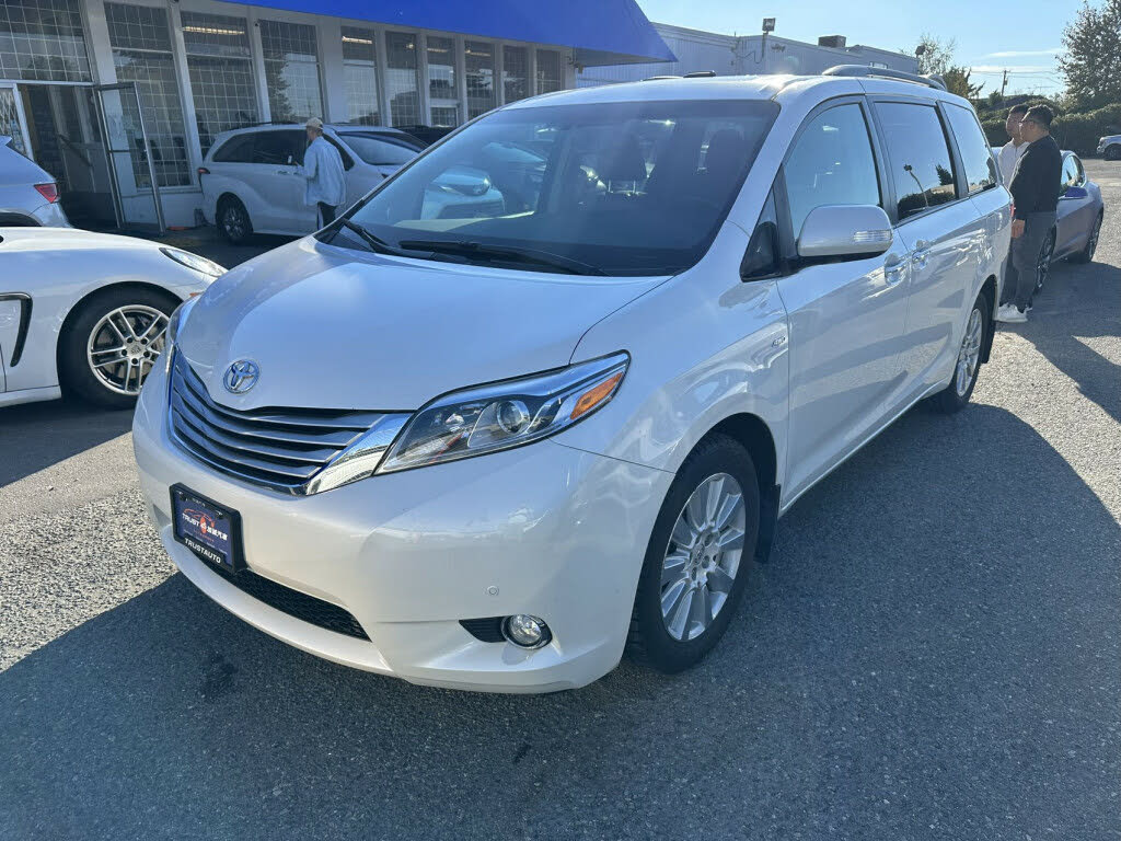 2017 Toyota Sienna Limited 7-Passenger AWD