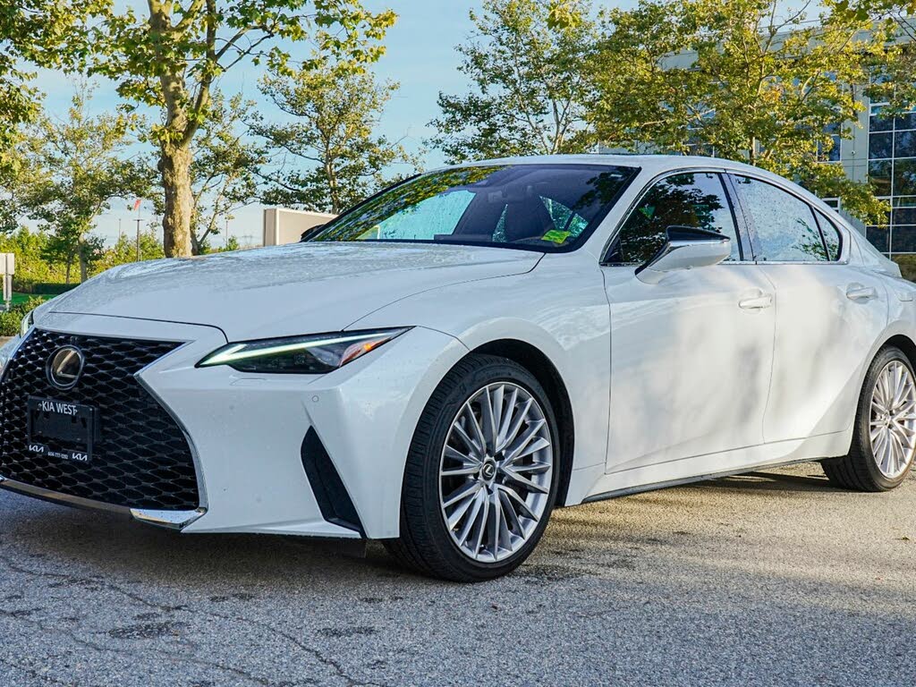 2023 Lexus IS 300 AWD