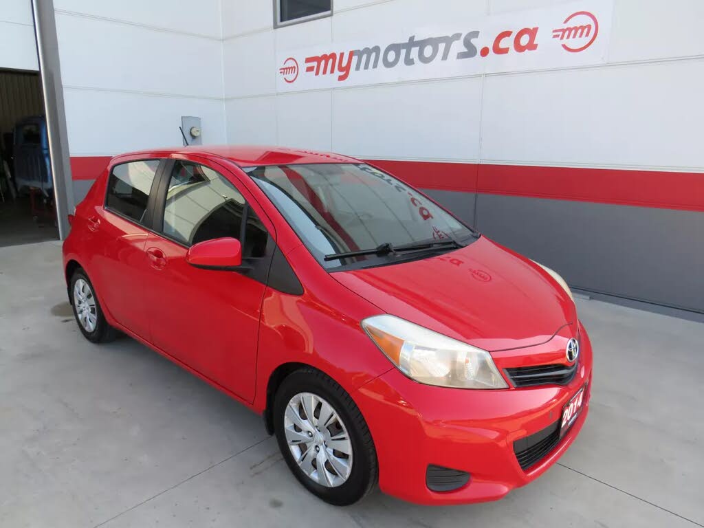 2014 Toyota Yaris LE