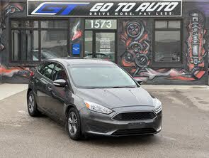 Ford Focus SE Hatchback