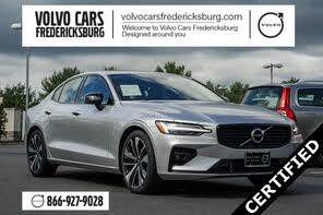 Volvo S60 B5 Momentum AWD