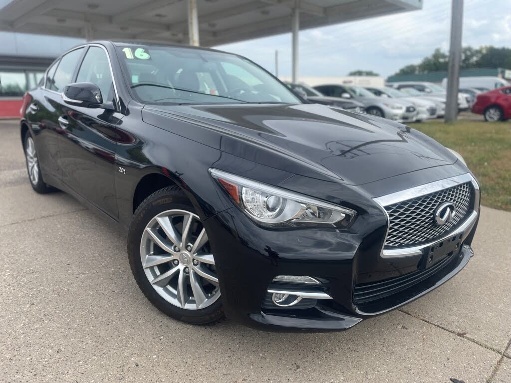 2016 INFINITI Q50 2.0t AWD