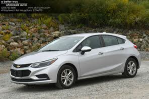 Chevrolet Cruze LT Hatchback FWD