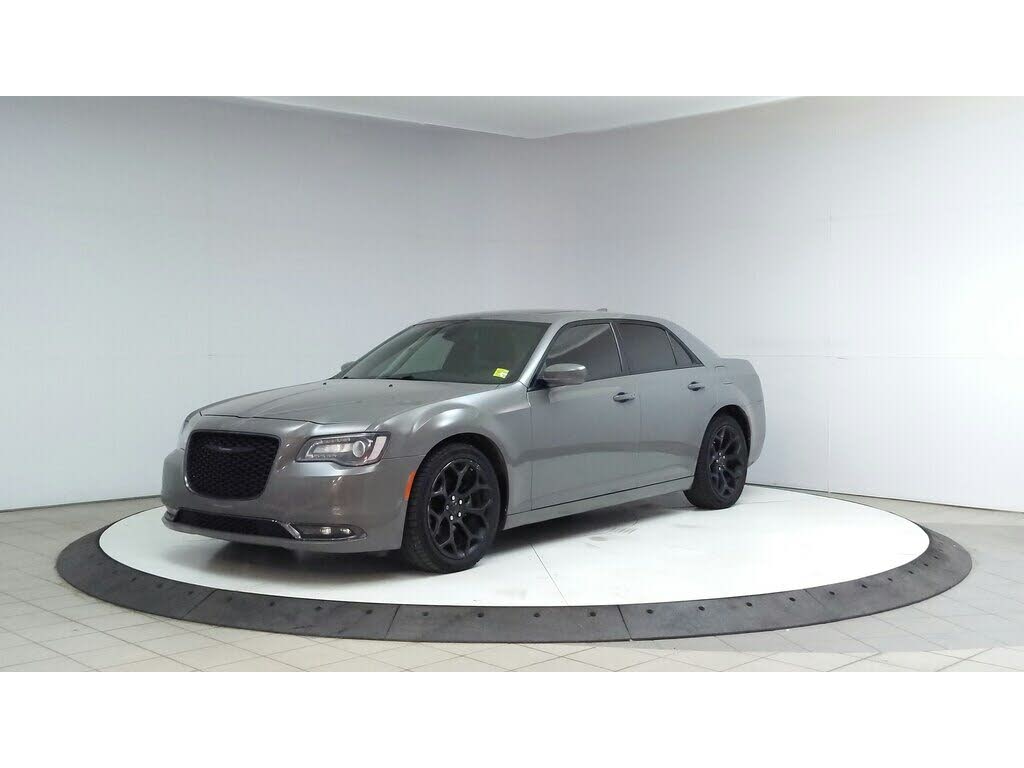 2018 Chrysler 300 S RWD